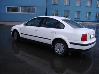 1998 Volkswagen Passat Photos