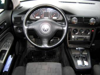 1998 Volkswagen Passat Photos