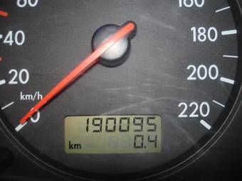 1998 Volkswagen Passat Wallpapers