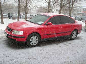 1998 Volkswagen Passat Pictures