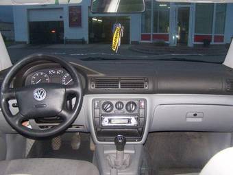 1998 Volkswagen Passat Photos