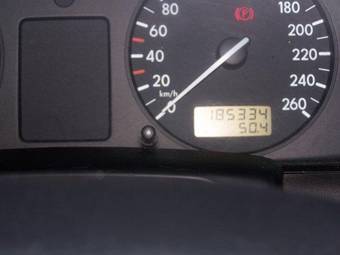 1998 Volkswagen Passat Pics