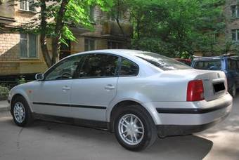 1998 Volkswagen Passat Pictures