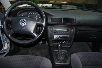 1998 Volkswagen Passat Photos