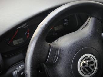 1998 Volkswagen Passat Images