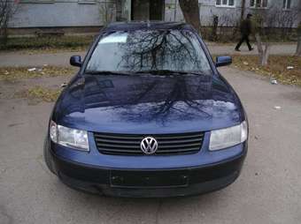 1999 Volkswagen Passat Pics