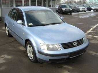 1999 Volkswagen Passat Pictures