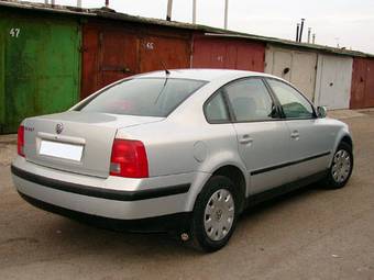 1999 Volkswagen Passat Photos