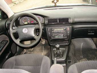 1999 Volkswagen Passat Photos