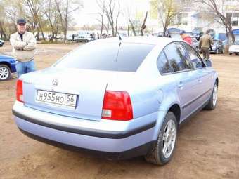 2000 Volkswagen Passat Images