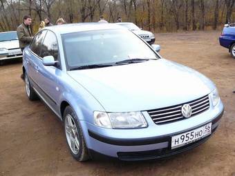 2000 Volkswagen Passat Photos