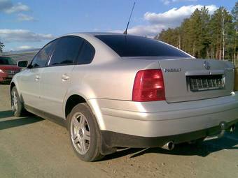 2000 Volkswagen Passat Pictures