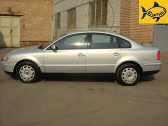 2000 Volkswagen Passat Pictures