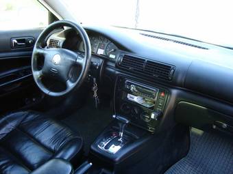 2000 Volkswagen Passat Pictures