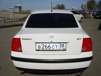 2000 Volkswagen Passat Photos