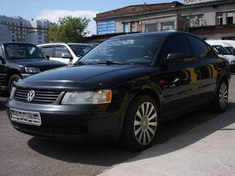 2000 Volkswagen Passat Pictures