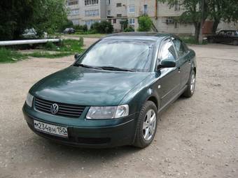 2000 Volkswagen Passat Pictures