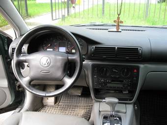 2000 Volkswagen Passat Pictures