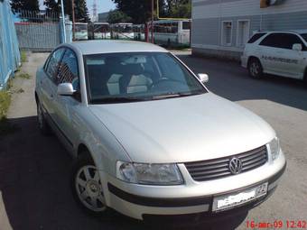 2000 Volkswagen Passat Photos