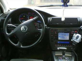 2001 Volkswagen Passat Images