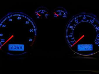 2001 Volkswagen Passat Photos