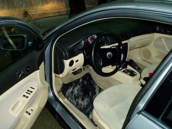 2001 Volkswagen Passat Wallpapers