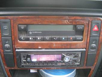 2001 Volkswagen Passat Images