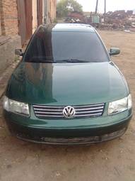 2001 Volkswagen Passat Pictures