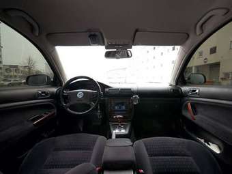 2002 Volkswagen Passat Pictures