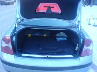 2002 Volkswagen Passat Pictures
