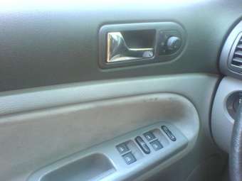 2002 Volkswagen Passat Photos