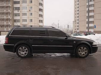2002 Volkswagen Passat Images