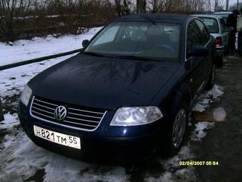 2002 Volkswagen Passat Images