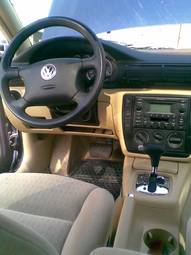 2002 Volkswagen Passat Photos