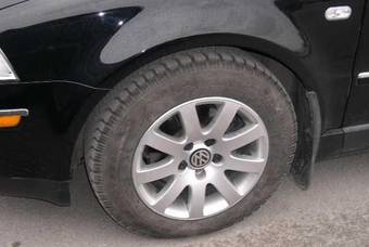 2002 Volkswagen Passat Pictures