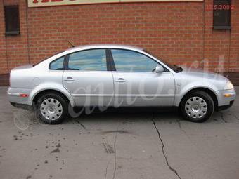 2002 Volkswagen Passat Photos