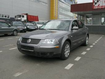 2002 Volkswagen Passat Pictures