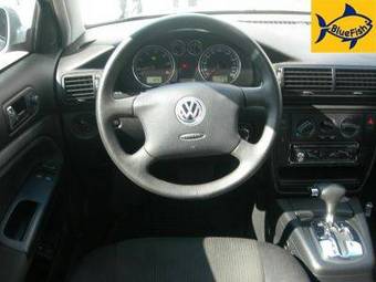 2002 Volkswagen Passat Pictures