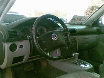 2002 Volkswagen Passat Photos