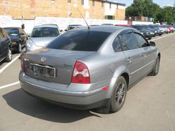 2002 Volkswagen Passat Pictures