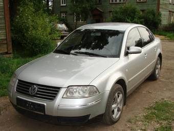 2002 Volkswagen Passat Photos