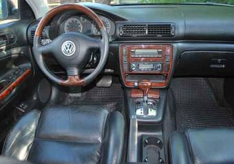 2002 Volkswagen Passat Photos