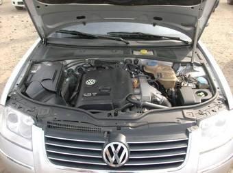 2002 Volkswagen Passat Pictures