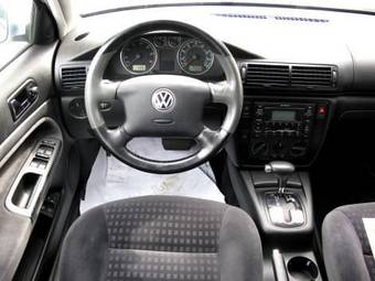 2002 Volkswagen Passat Pics