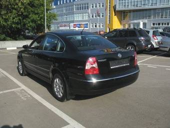 2002 Volkswagen Passat Pics
