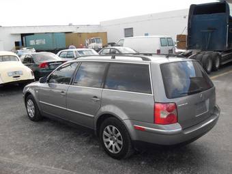 2002 Volkswagen Passat Pictures