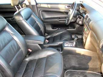 2003 Volkswagen Passat Photos