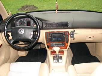 2003 Volkswagen Passat Wallpapers