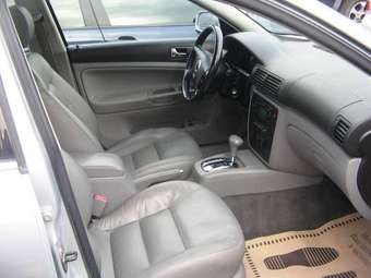 2003 Volkswagen Passat Pics