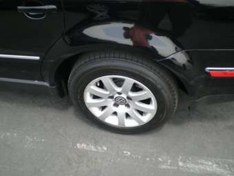 2003 Volkswagen Passat Photos